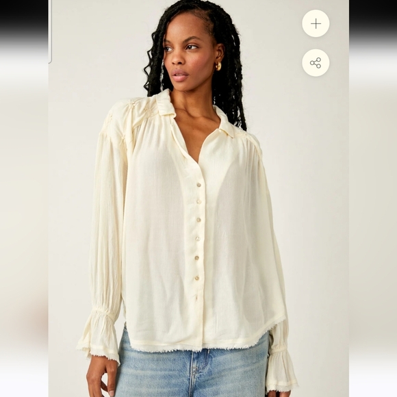 FREE PEOPLE Olivia Smocked Top vanilla cream. Size Small - Picture 3 of 16